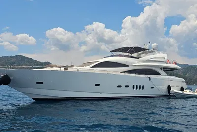 Sunseeker 94 Yacht