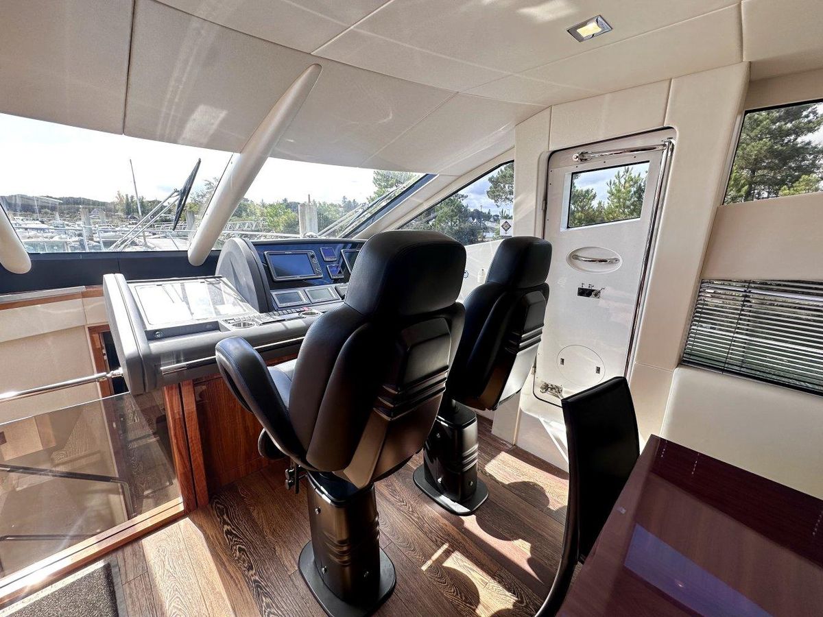 2014 Sunseeker 68 