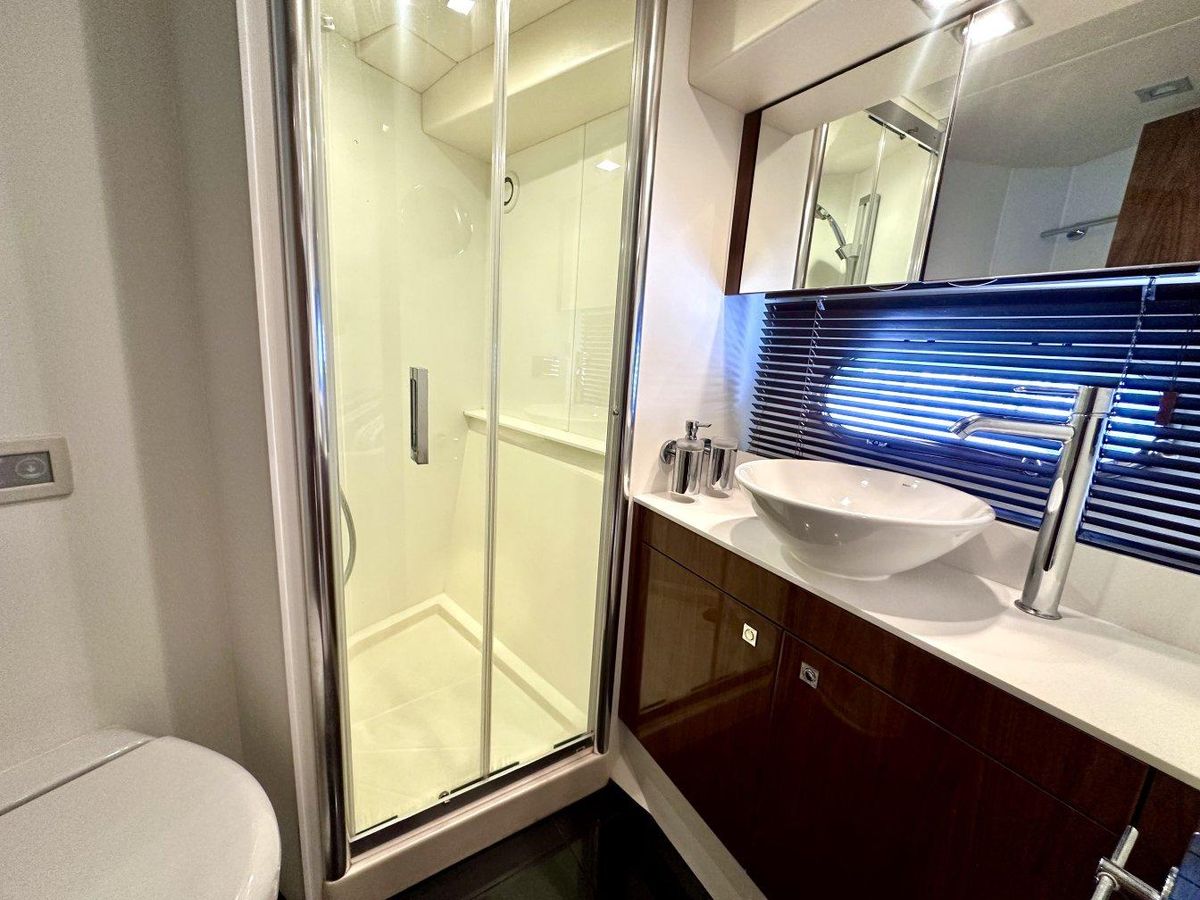 2014 Sunseeker 68 