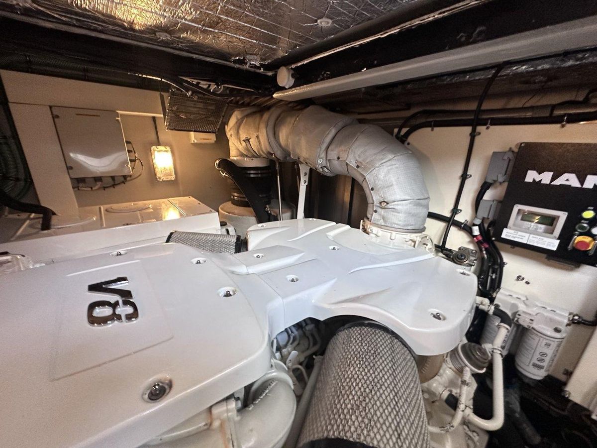 2014 Sunseeker 68 