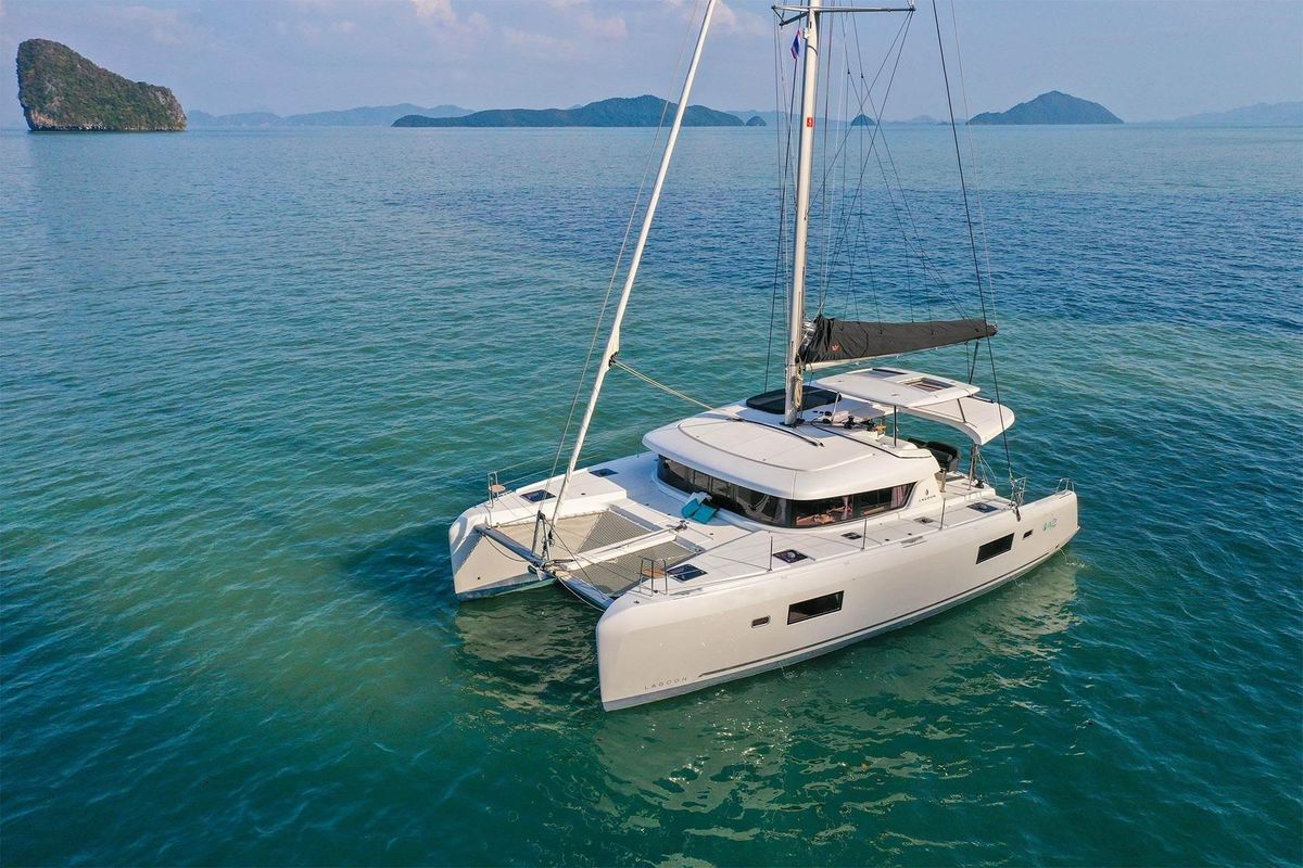 2016 Lagoon 42 