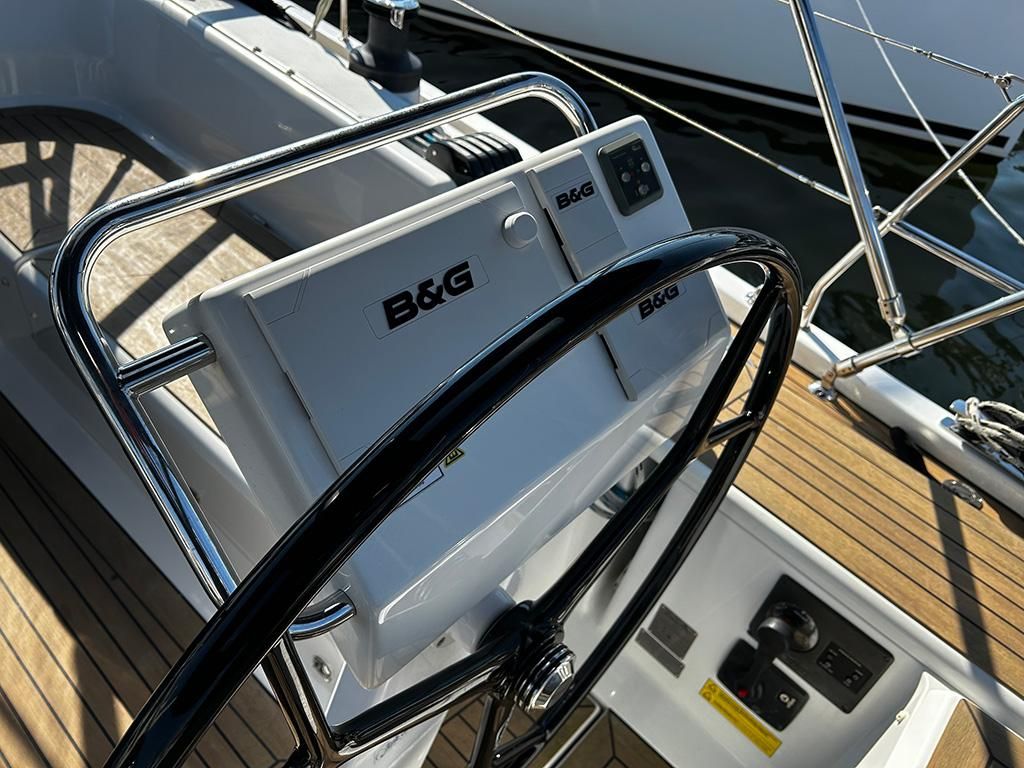 2016 Hanse 45 