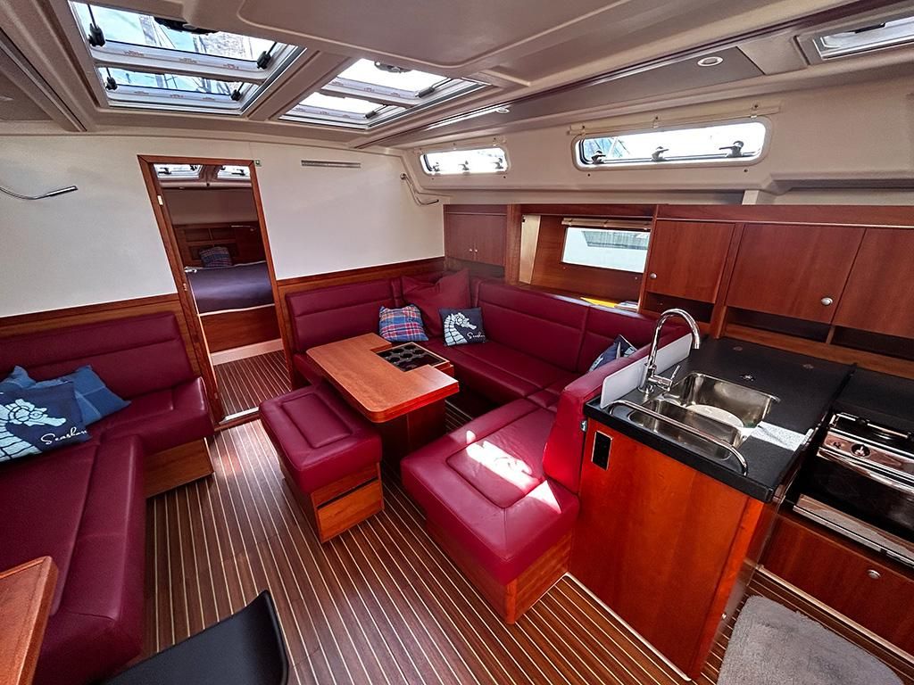 2016 Hanse 45 