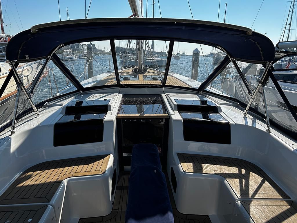 2016 Hanse 45 