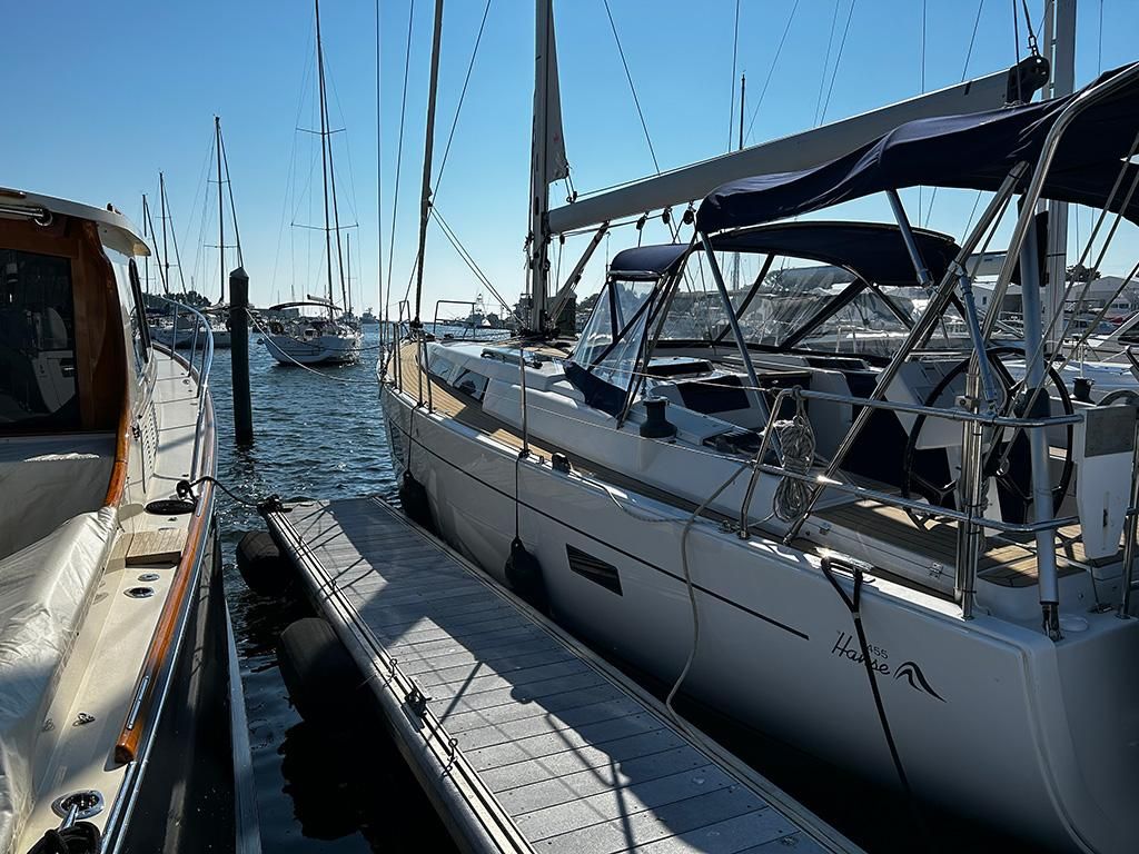 2016 Hanse 45 