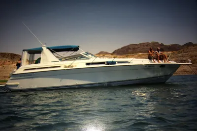 Four Winns 365 Express