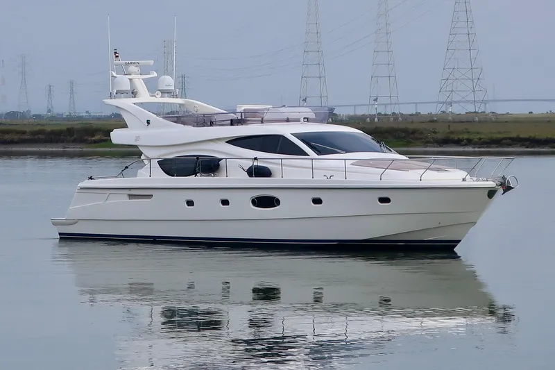Mi Amore Yacht Photos Pics 