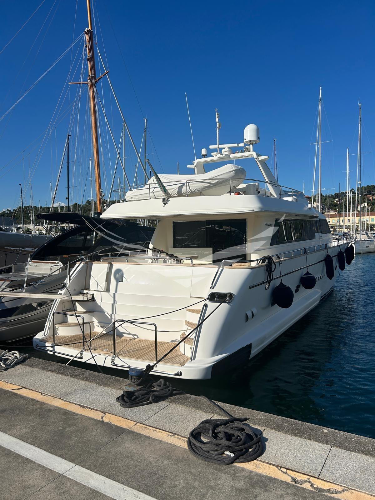 1997 Falcon Yachts FALCON 82 S