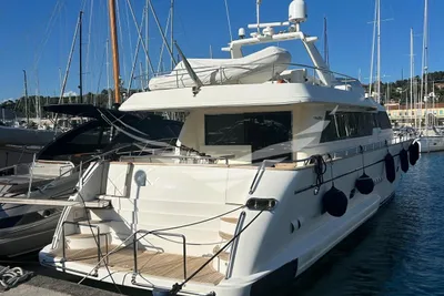 Falcon Yachts FALCON 82 S
