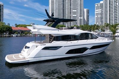 Yacht