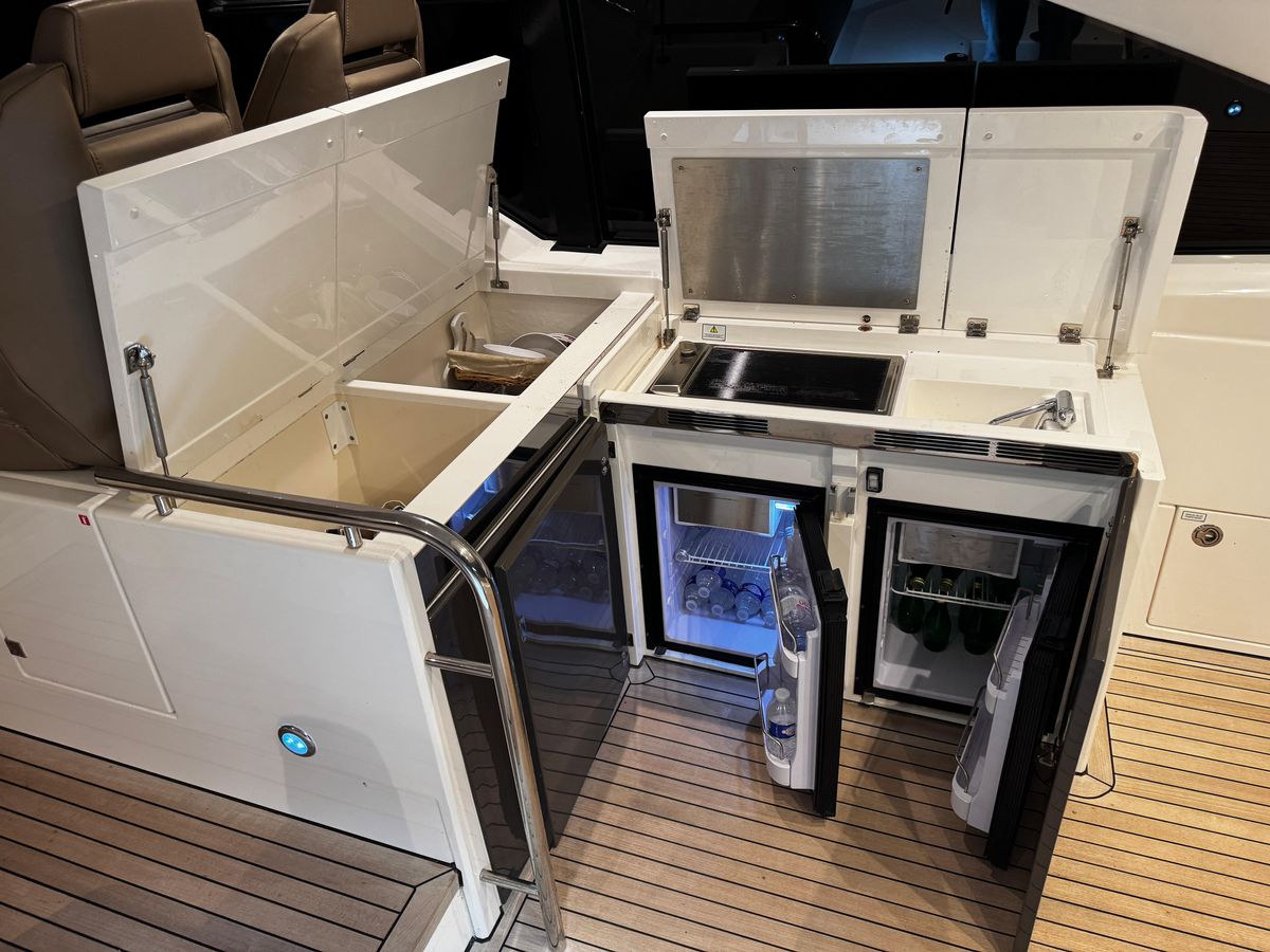 2018 Fairline 45 