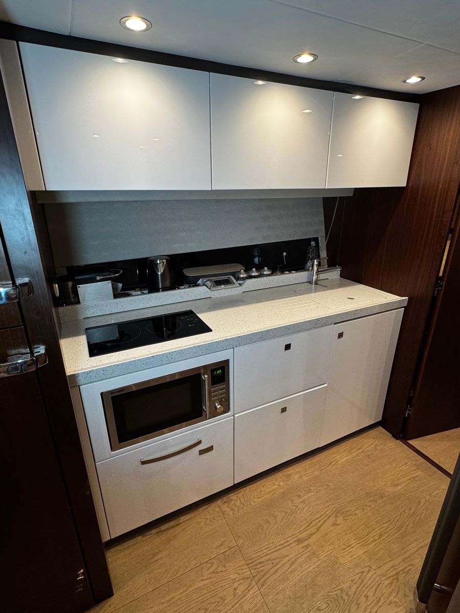 2018 Fairline 45 
