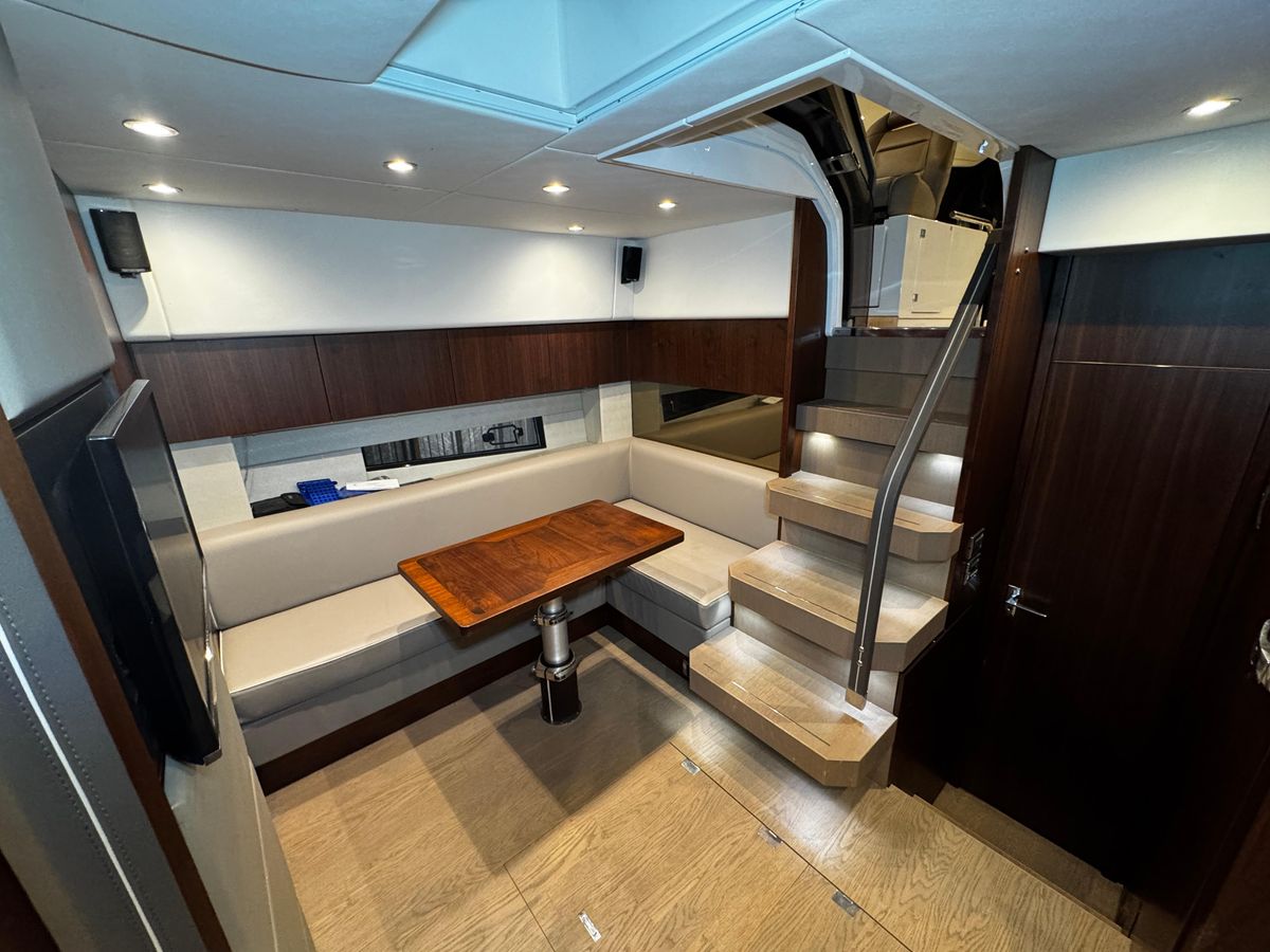 2018 Fairline 45 