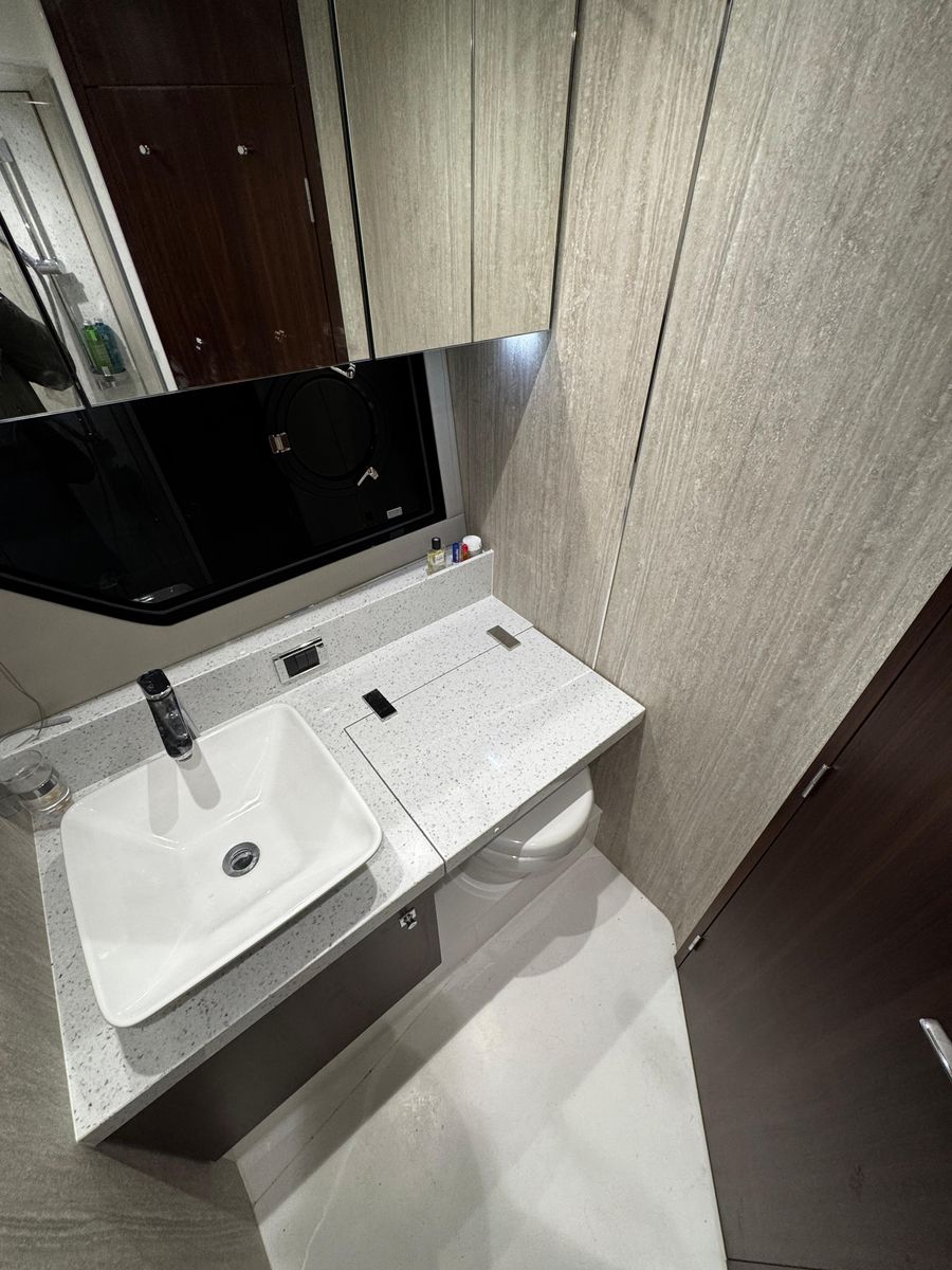 2018 Fairline 45 