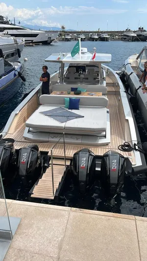 Xx Mas Yacht Photos Pics 