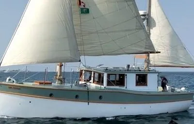 Custom Motorsailor
