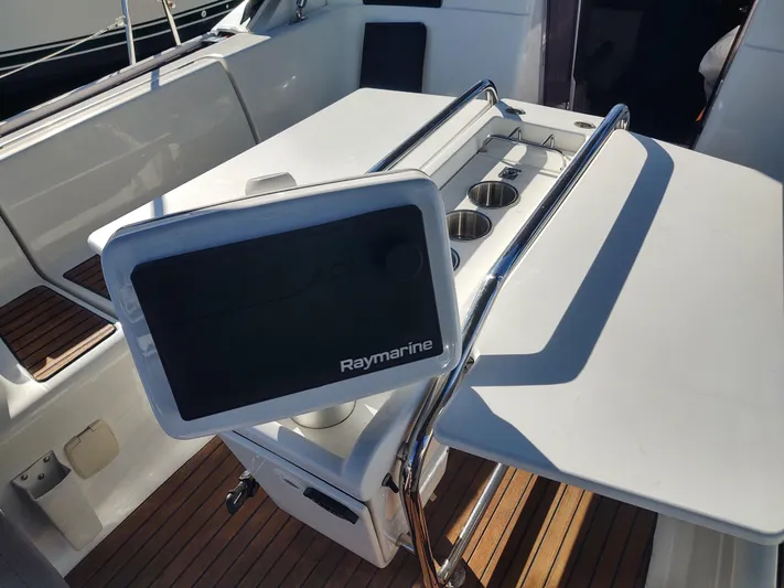 Luna Yacht Photos Pics 