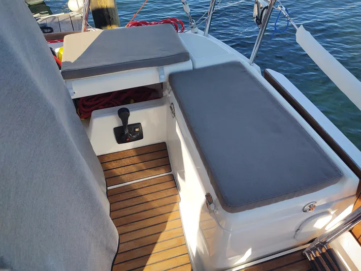 Luna Yacht Photos Pics 