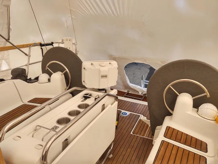 Luna Yacht Photos Pics 