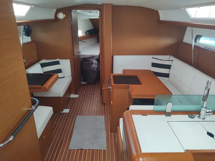 Luna Yacht Photos Pics 