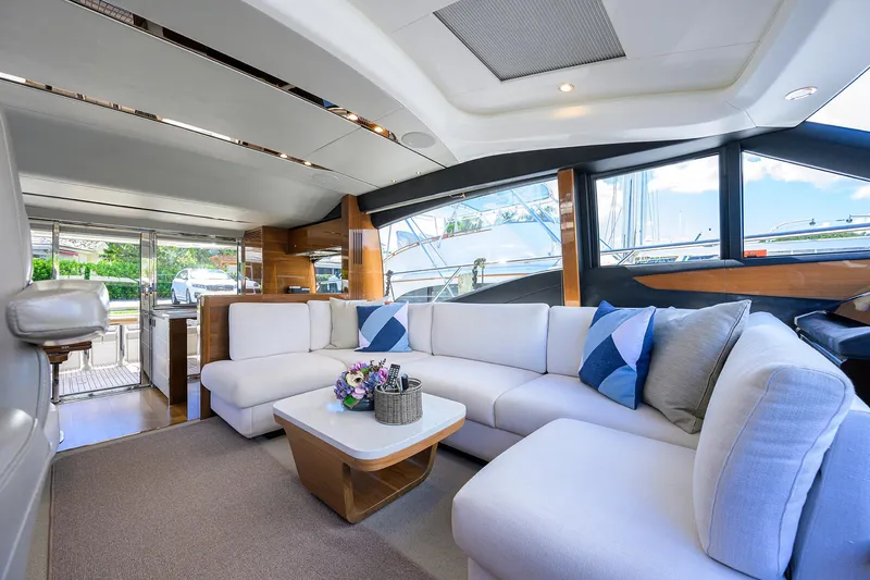 Converter Yacht Photos Pics Salon Seating and Table