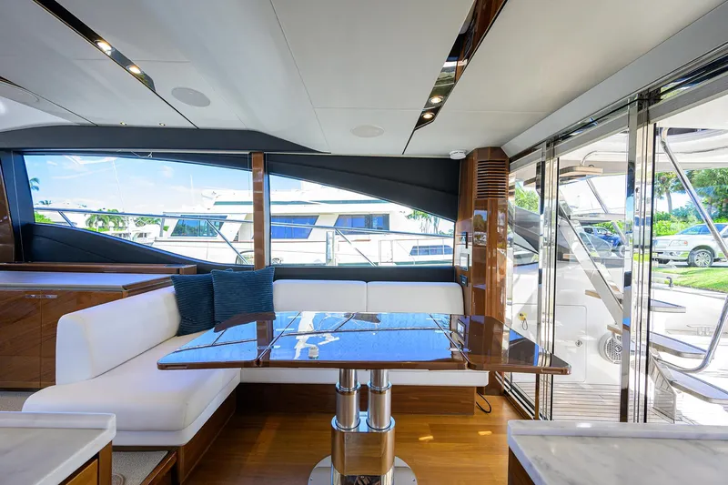 Converter Yacht Photos Pics Salon Seating and Table