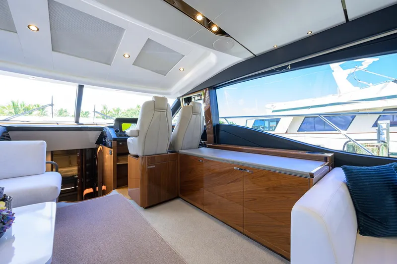 Converter Yacht Photos Pics Salon and Lower Helm