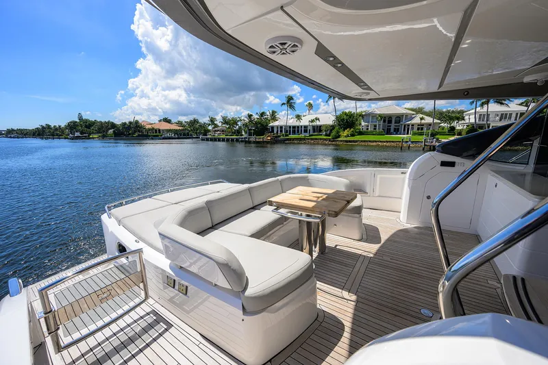 Converter Yacht Photos Pics Cockpit Seating and Table