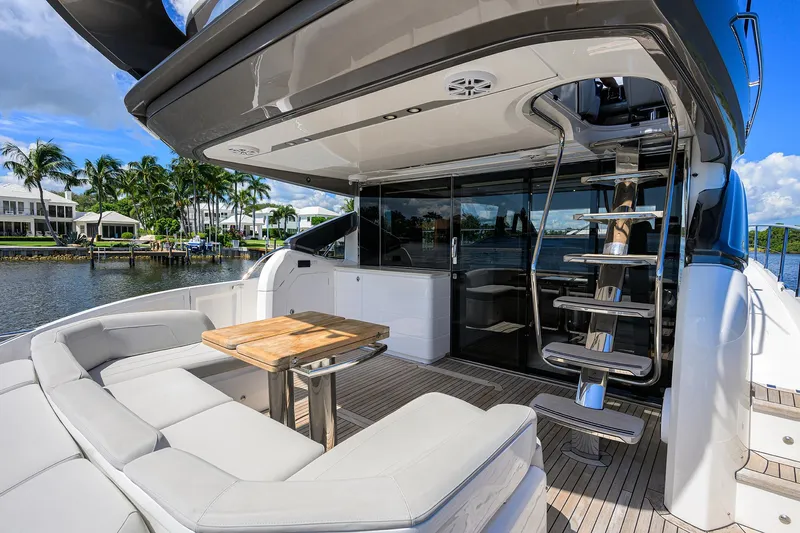 Converter Yacht Photos Pics Cockpit Seating and Table