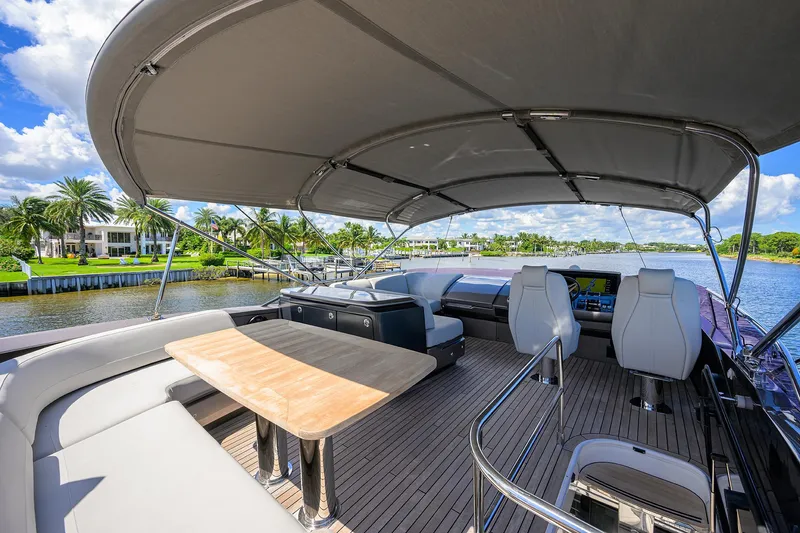 Converter Yacht Photos Pics Flybridge Aft Deck Table and Seating