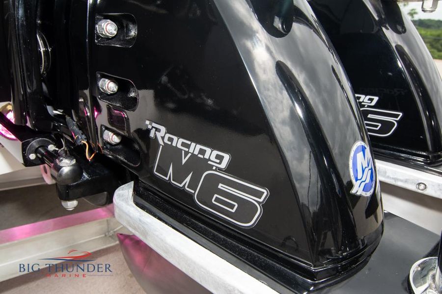 2020 Donzi 38 ZRC