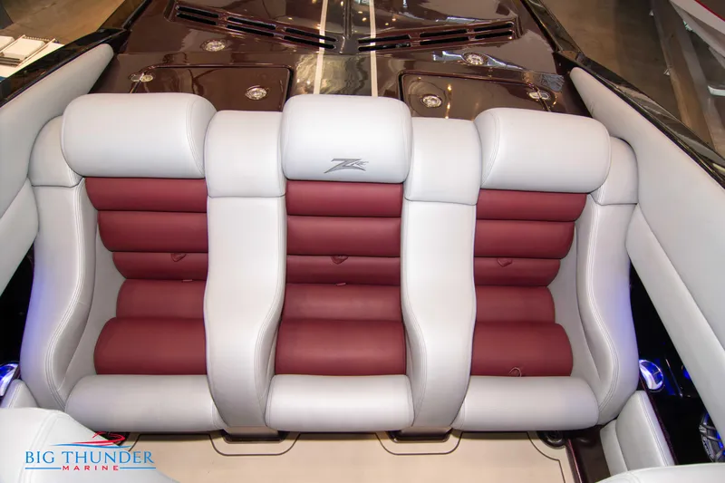  Yacht Photos Pics 2020 Donzi 38 ZRC boat interior with red and white leather seats.