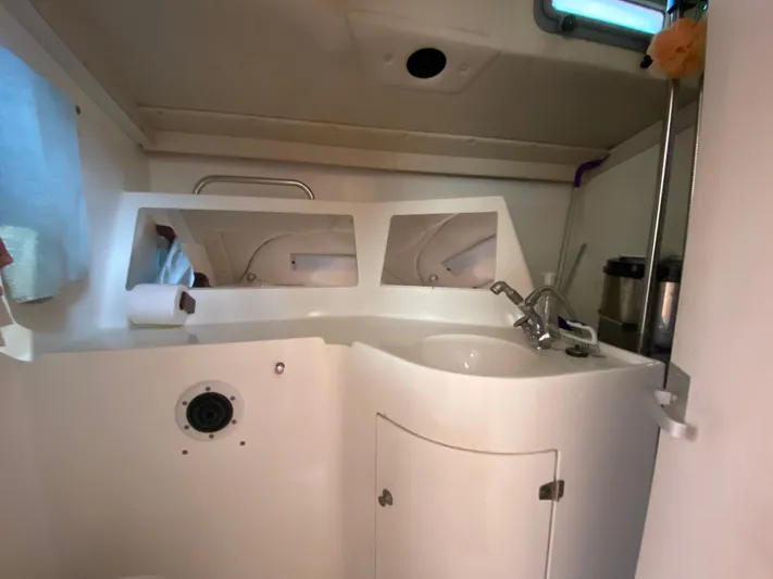 Foxy Yacht Photos Pics Head