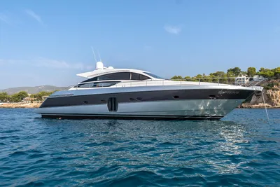 2010 Pershing 64