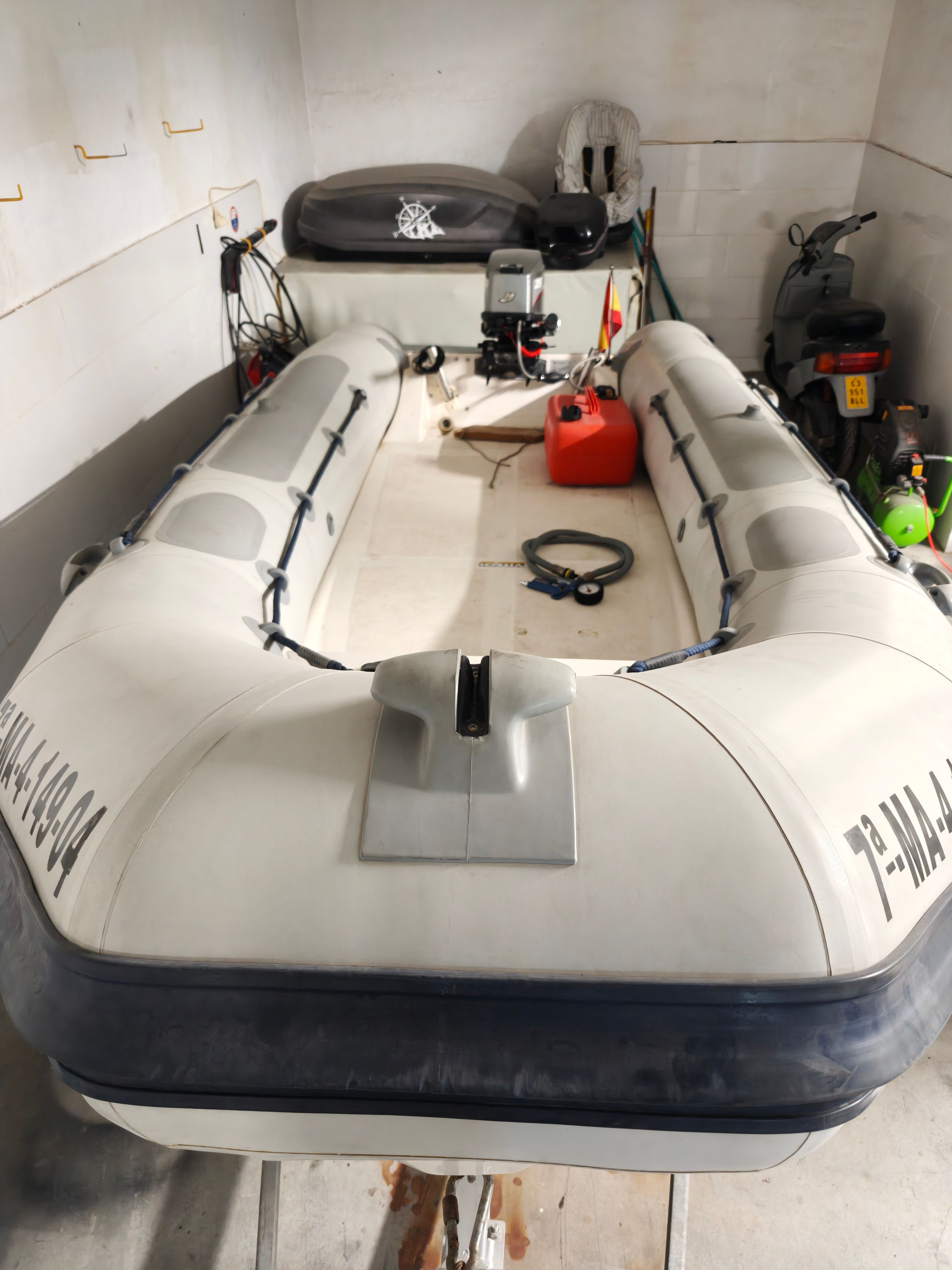 2004 Valiant 400 doble casco