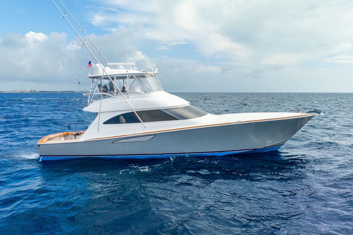 2017 Viking 62 