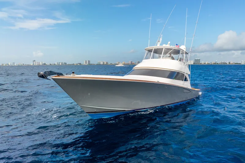 Madaline Jewell Yacht Photos Pics 