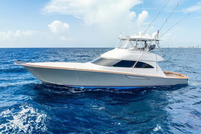 Madaline Jewell Yacht Photos Pics 