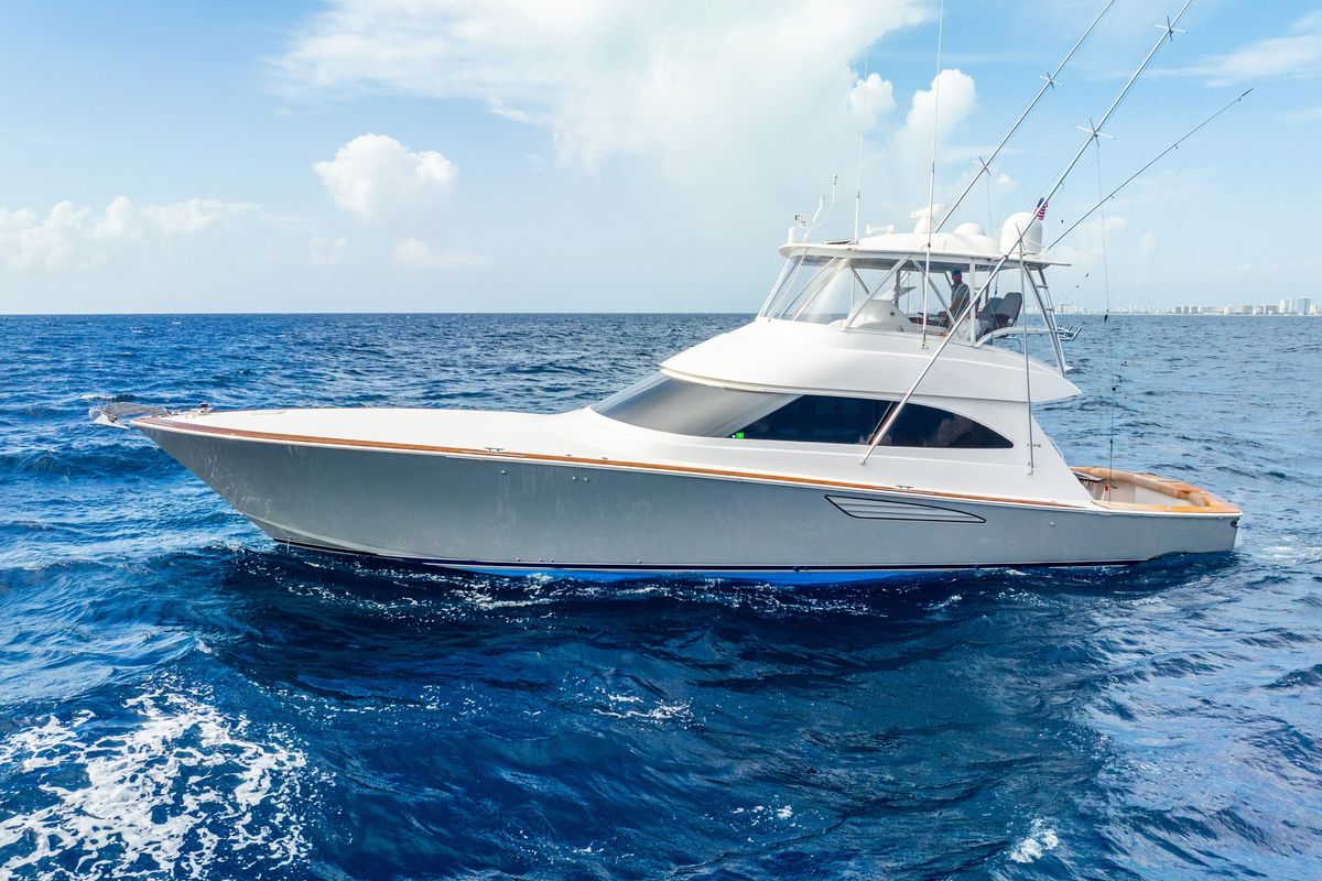 2017 Viking 62 