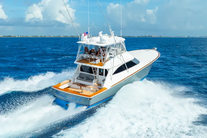 Madaline Jewell Yacht Photos Pics 