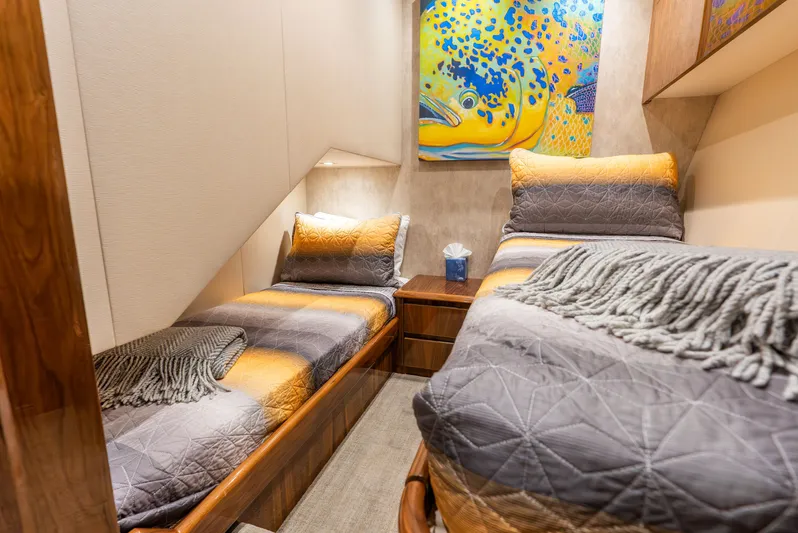 Madaline Jewell Yacht Photos Pics 