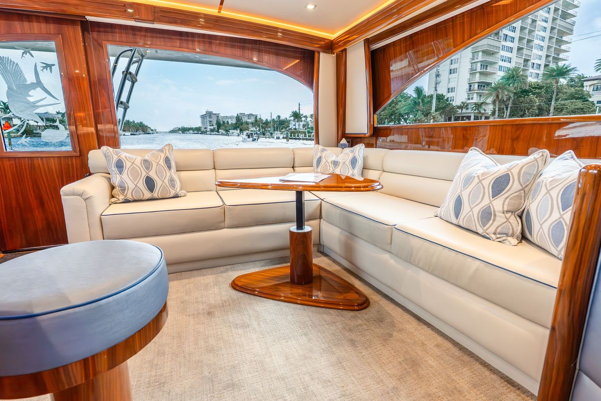 2017 Viking 62 