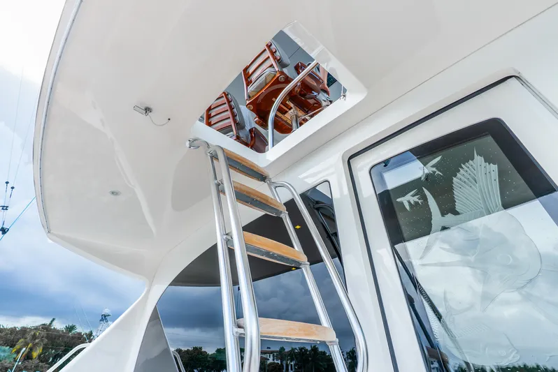 Madaline Jewell Yacht Photos Pics 