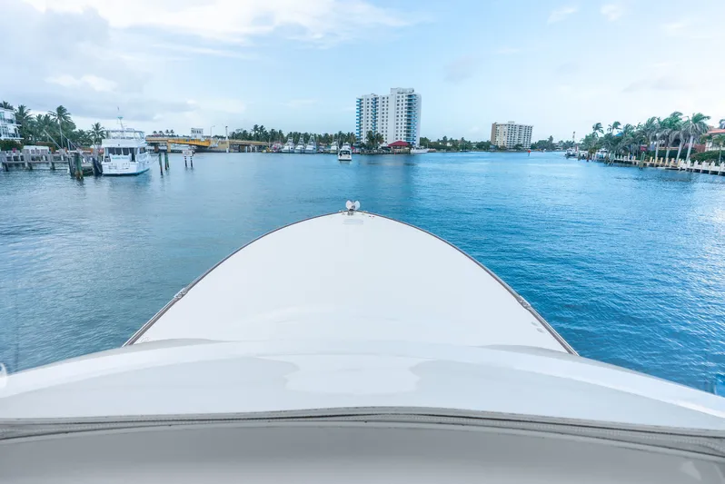 Madaline Jewell Yacht Photos Pics 