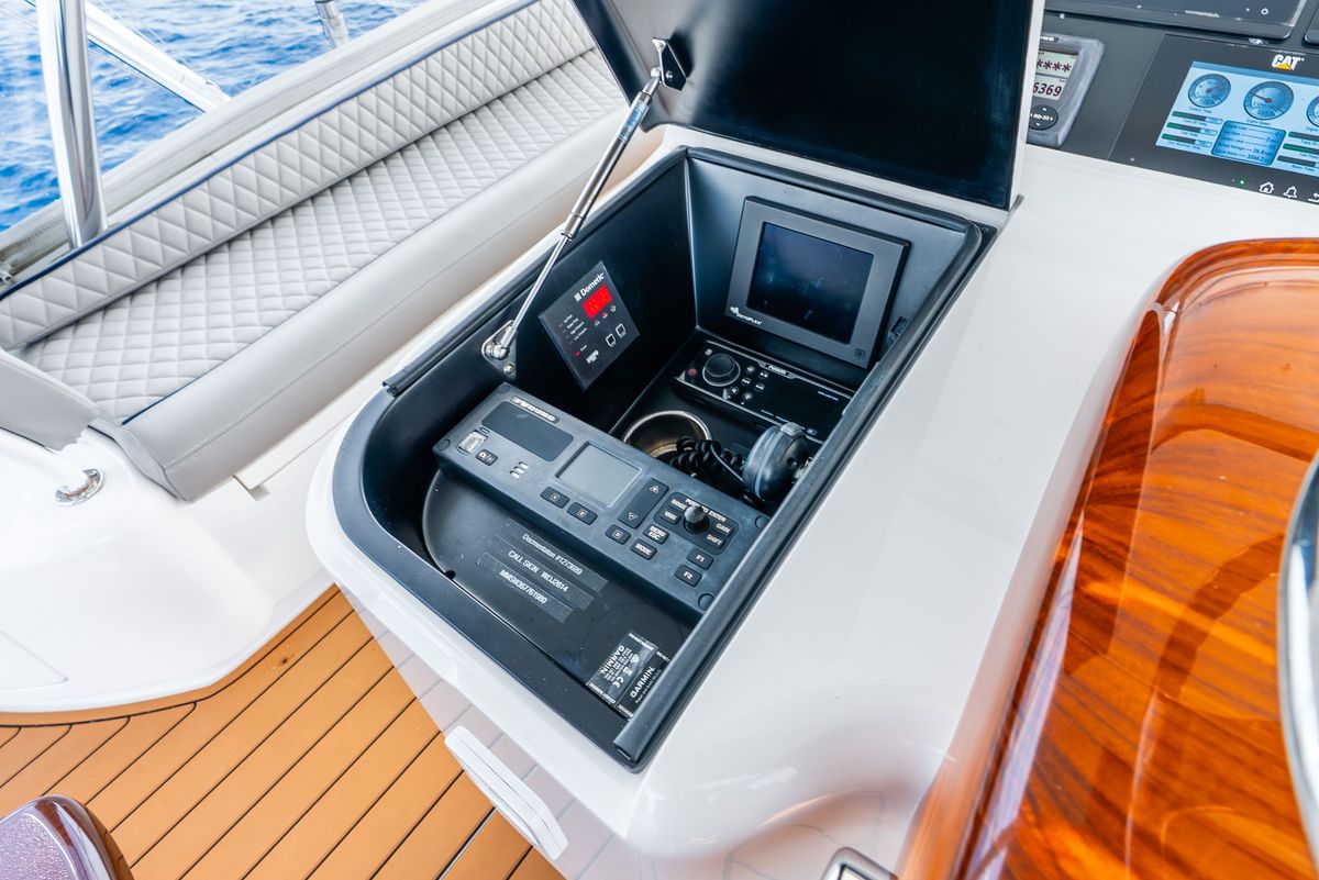 2017 Viking 62 