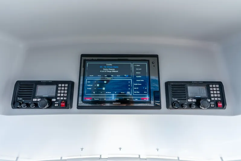 Madaline Jewell Yacht Photos Pics 