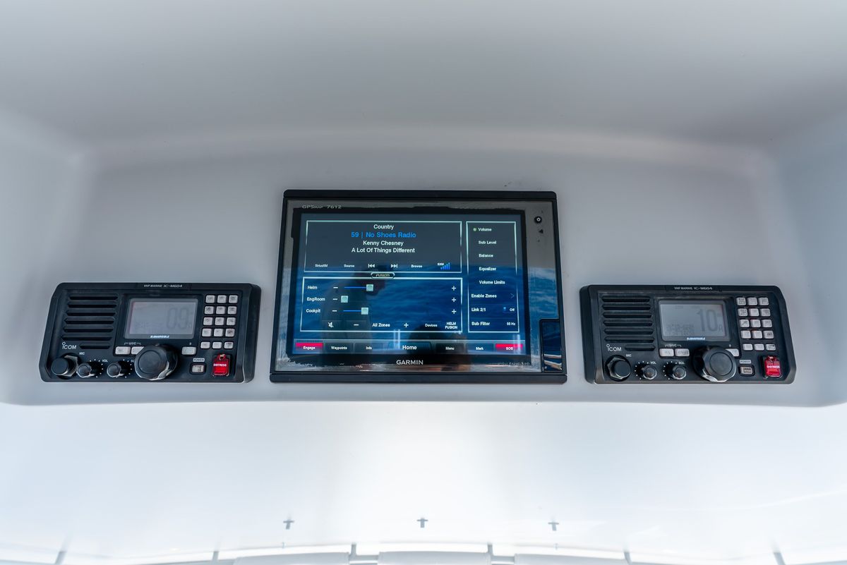 2017 Viking 62 