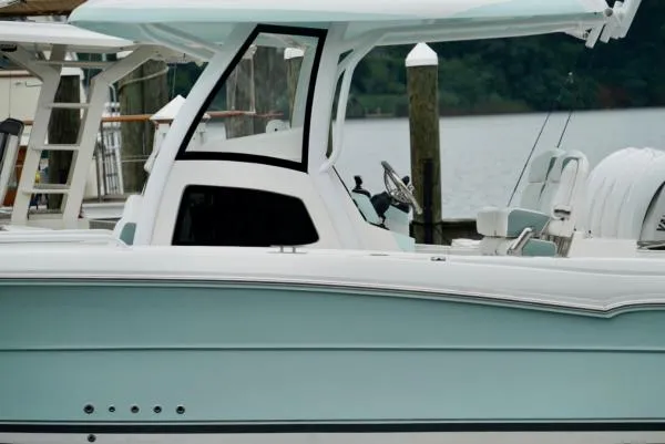 Stamas Aventura 33t Yacht Photos Pics 