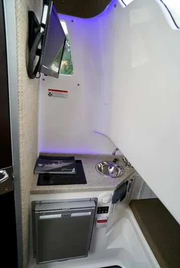 Stamas Aventura 33t Yacht Photos Pics 