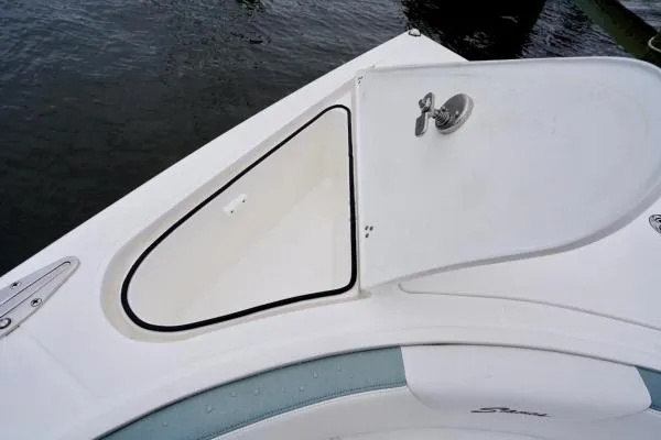 Stamas Aventura 33t Yacht Photos Pics 